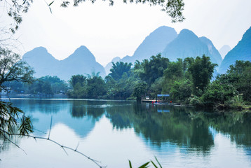 大家在网吧上个通宵要多少钱啊？