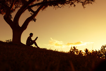 顺丰快递跨省一般几天到？