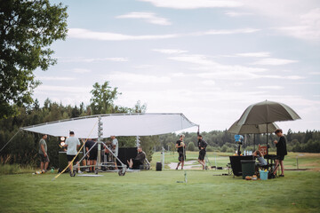 大家在网吧上个通宵要多少钱啊？