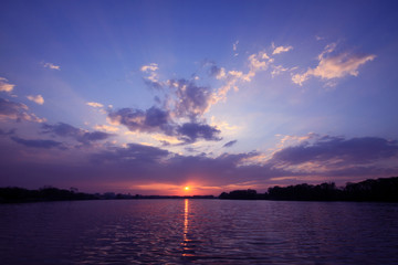 顺丰快递跨省一般几天到？